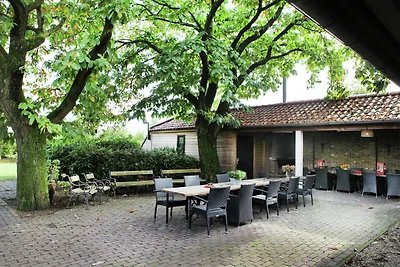 Villa per 26 persone ad Asten