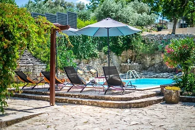 Attraente casa vacanze con giardino