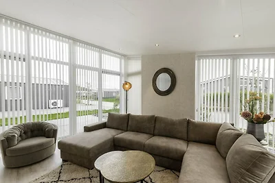 Chalet accogliente con terrazza coperta in...