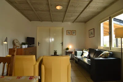 Modernes Ferienhaus mit schönem Garten