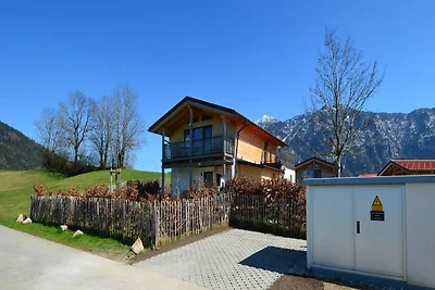 Chalet Alpenzauber mit beheiztem Pool, Inzell