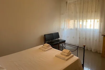 Einfaches Ferienhaus in Fano mit Terrasse