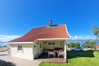 6 osob apartament w Finnsnes-By Traum