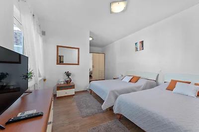 Bella casa vacanze a Neorić con piscina...