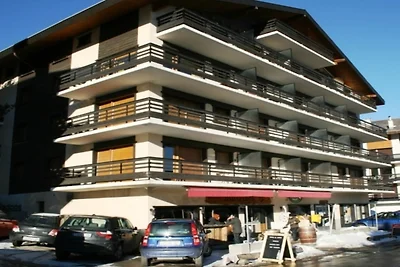 Angenehme Wohnung mit Balkon