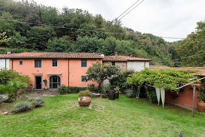 Schöne Villa in Molina di Quosa mit privatem...