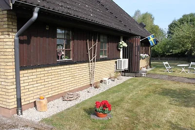 Ferienhaus in Bellö mit Schwimmbecken