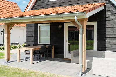Modern vakantiehuis in Scherpenisse met tuin
