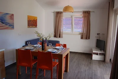Komfortable Wohnung mit überdachter Terrasse