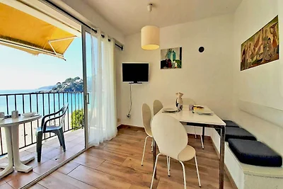 Appartamento con 3 camere e terrazza