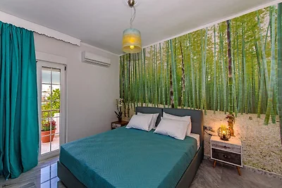 Villa in Platanes mit Pool am Strand