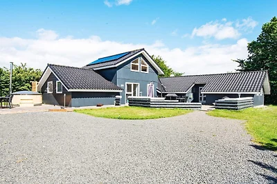 10 Personen Ferienhaus in Juelsminde-By Traum