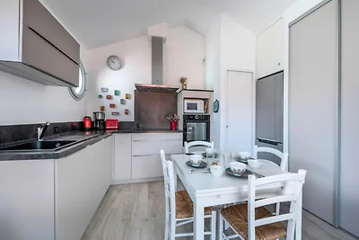 Apartment in La Bernerie in Strandnähe