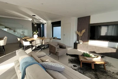Villa Oasis - Five Bedroom Villa with Private...