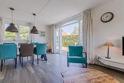 Villa in Arcen mit Bad und...