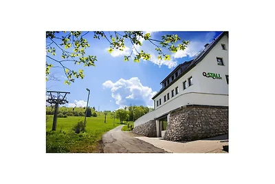 Q-Stall, Apartment 01