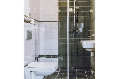 Appartement avec jardin près de Janowice