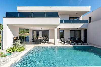 Stilvolle istrische Villa mit privatem Pool.