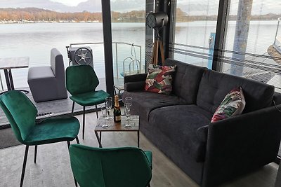 Luxe woonboot met prachtig uitzicht