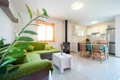 Olive's Garden House - Three Bedroom Holiday ...