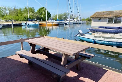 Chalet aan het water voor 4 in de jachthaven