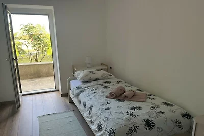 Elegant Lovran Apartment with Garden - Two Be...