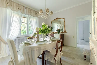 Villa in Lucca bij Porta San Pietro