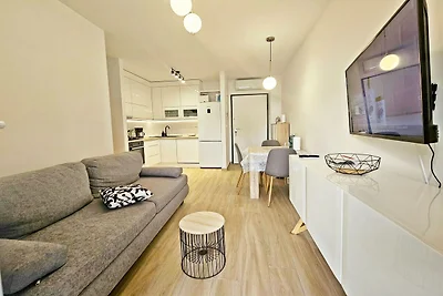 One Bedroom Apartment with Private Garden