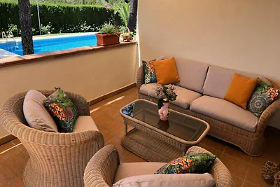 Appartement in Marbesa met toegang tot...