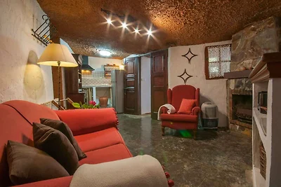 Einzigartiges Höhlenhaus mit Whirlpool in...