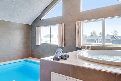 20 Personen Ferienhaus in Grenaa