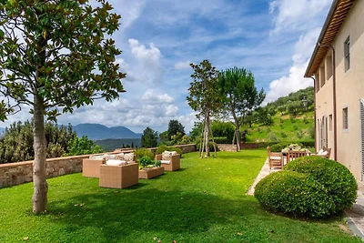 Luxusvilla mit 10 Schlafzimmern in Lucca