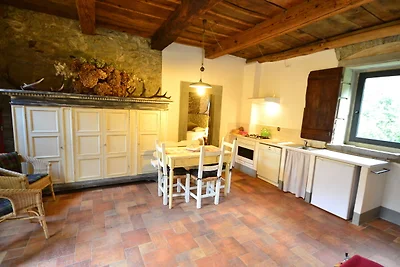 Rustikales Ferienhaus mit Pool