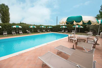 Appartamento vintage a Magione con piscina