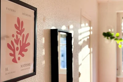 Camera accogliente in un accogliente appartam...