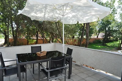 Spaziosa casa vacanze con piscina