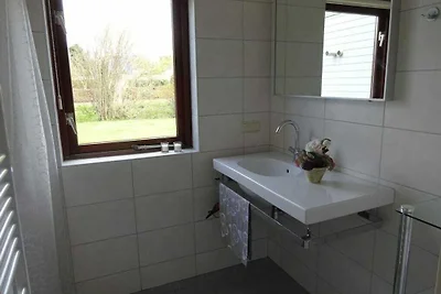 Holiday house in Ouddorp Zh with 3 bedrooms