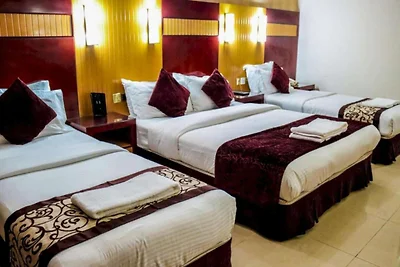 Vierbettzimmer Phoenix Hotel