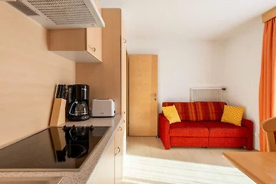Einladende Ferienwohnung in Ladis mit Balkon