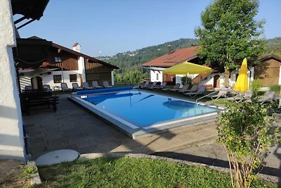 Panorama mit Hallenbad