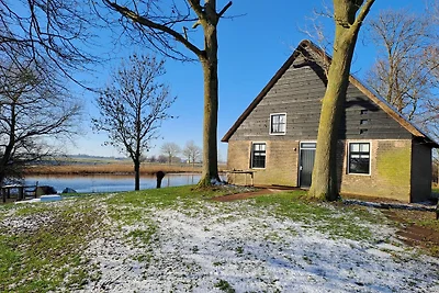 Ferienhaus in Drimmelen mit Garten