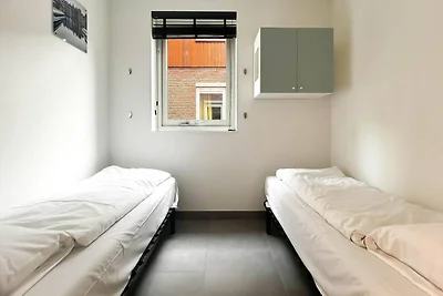 Apartment am Seeufer in Uitgeest für 6...