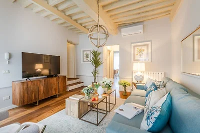 Appartamento a Montecarlo vicino ai vigneti