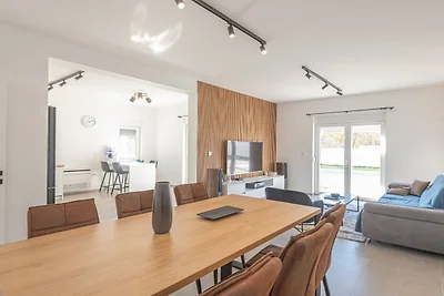 Holiday Home Iva - Three Bedroom Holiday Home