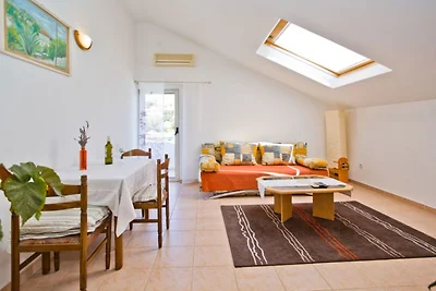 Charming and Sunny Hvar Apartments - Comfort ...