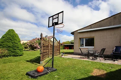 Przytulny bungalow w Pepelow blisko morza