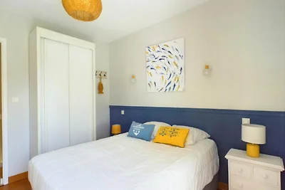 Apartment in Les Sables mit Pool und Strand