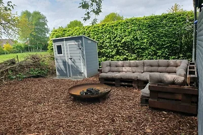 Wohnung in Ihlow mit Schwimmbecken