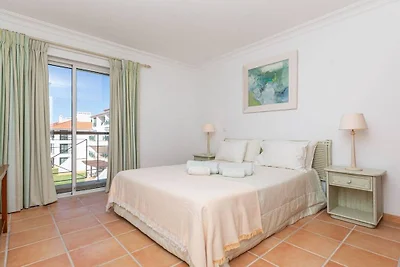 Appartement in Quarteira met zwembad