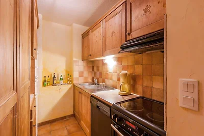 7-Zimmer-Maisonette-Wohnung für 12/14...